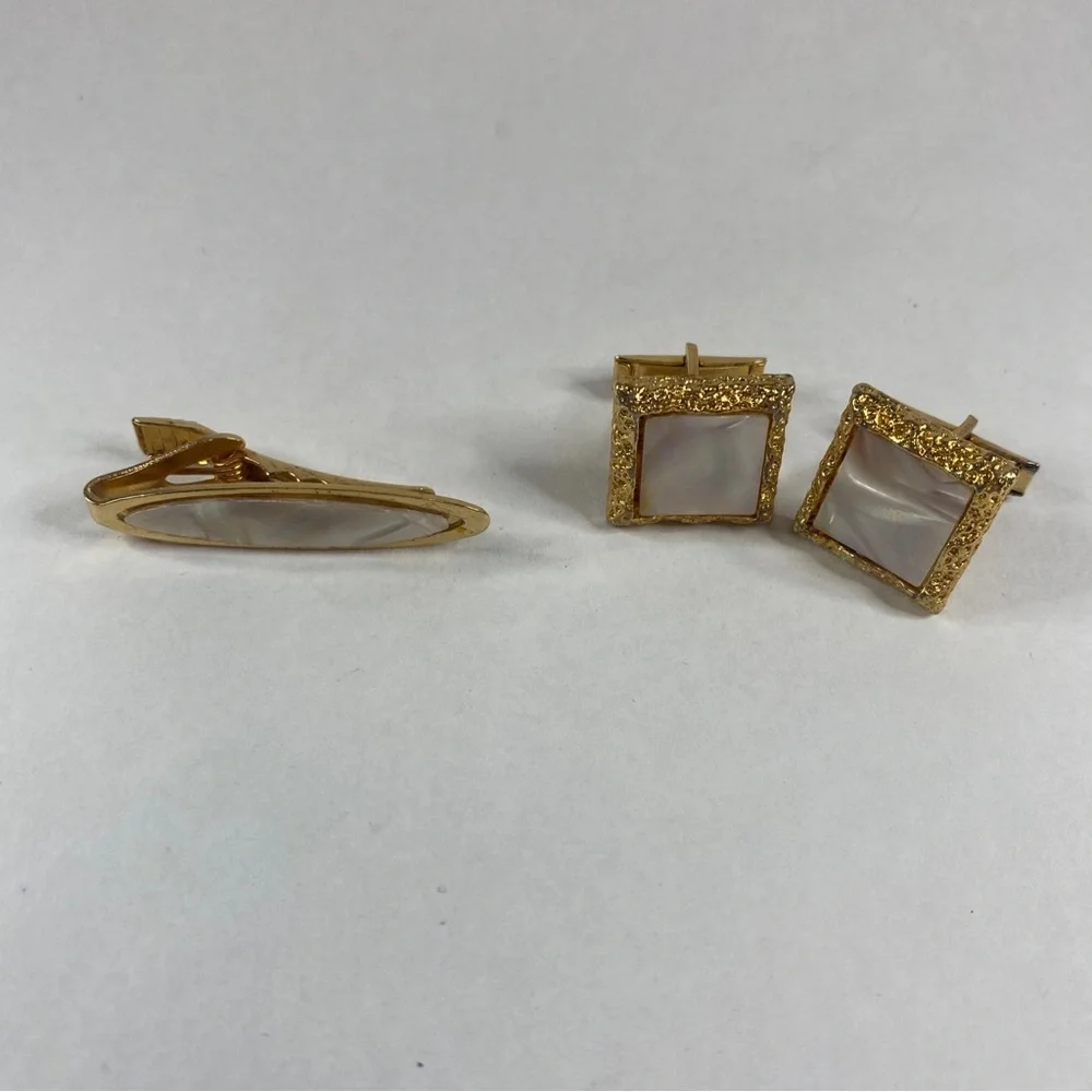 Vintage Set MCM gold tone mother of pearl inlay short tie bar clip And Cufflinks